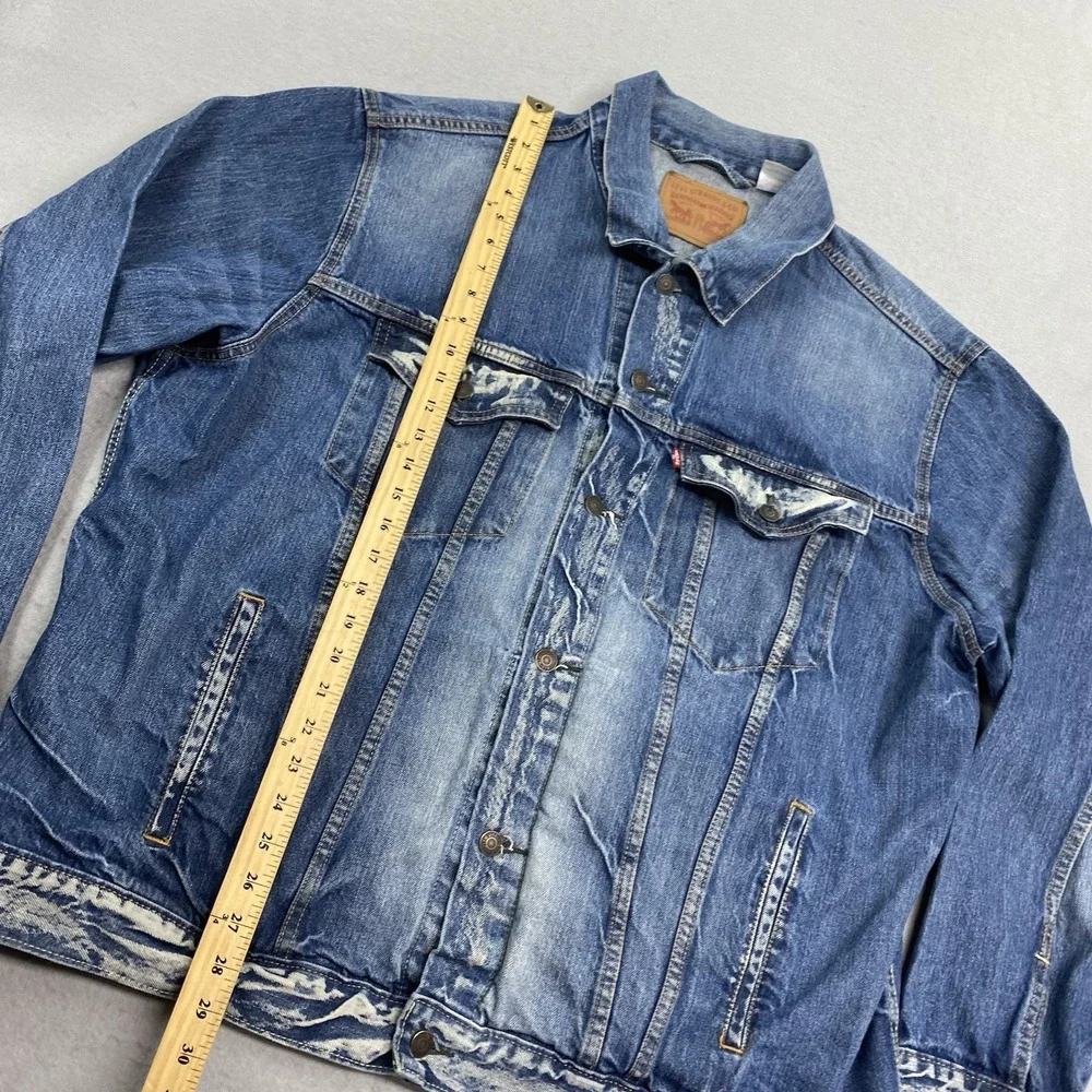 Levis item levis